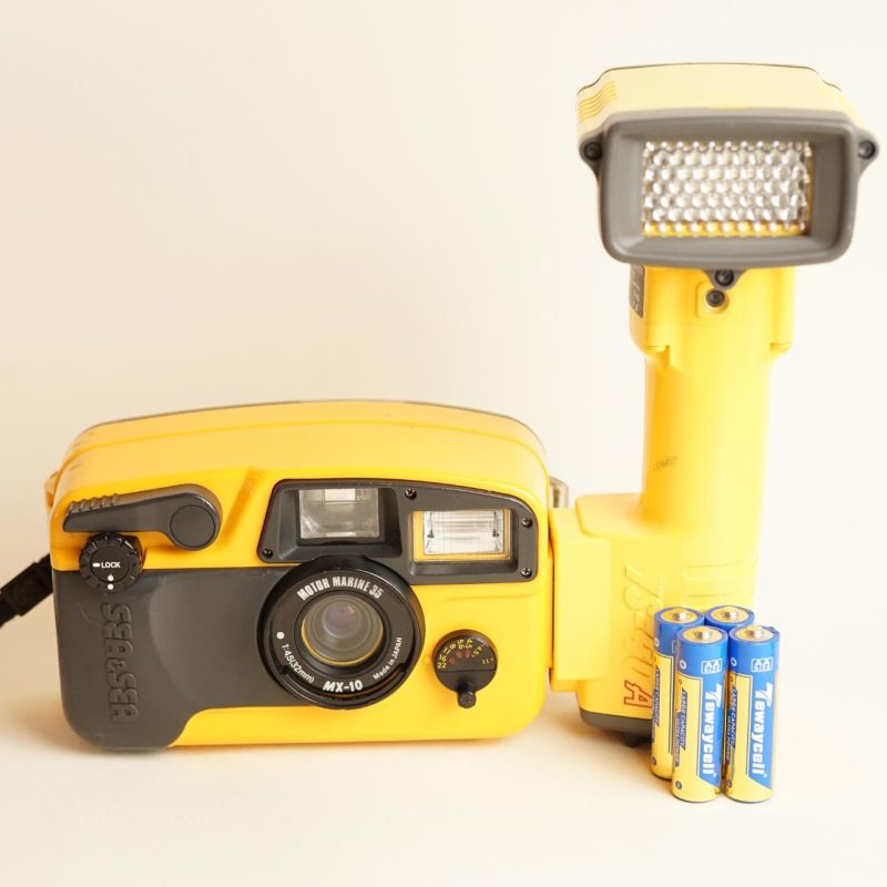 Sea & Sea Motor Marine 35 + YS-40A Flash | 35mm Underwater Film Camera | Tested & Working | Yellow