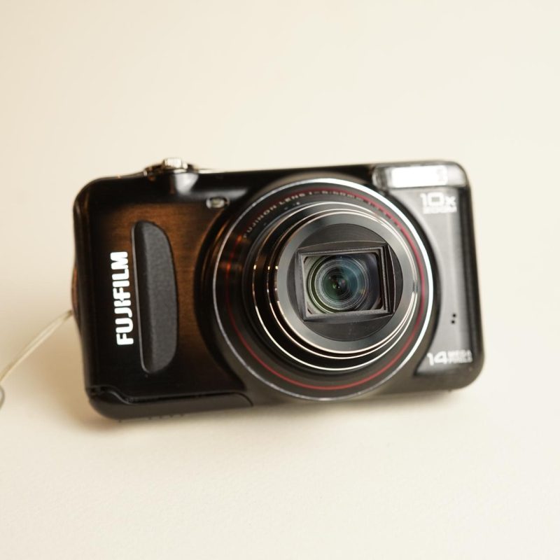 Fujifilm FinePix T310 Series Digital Camera | Tested & Working | Black - Image 2